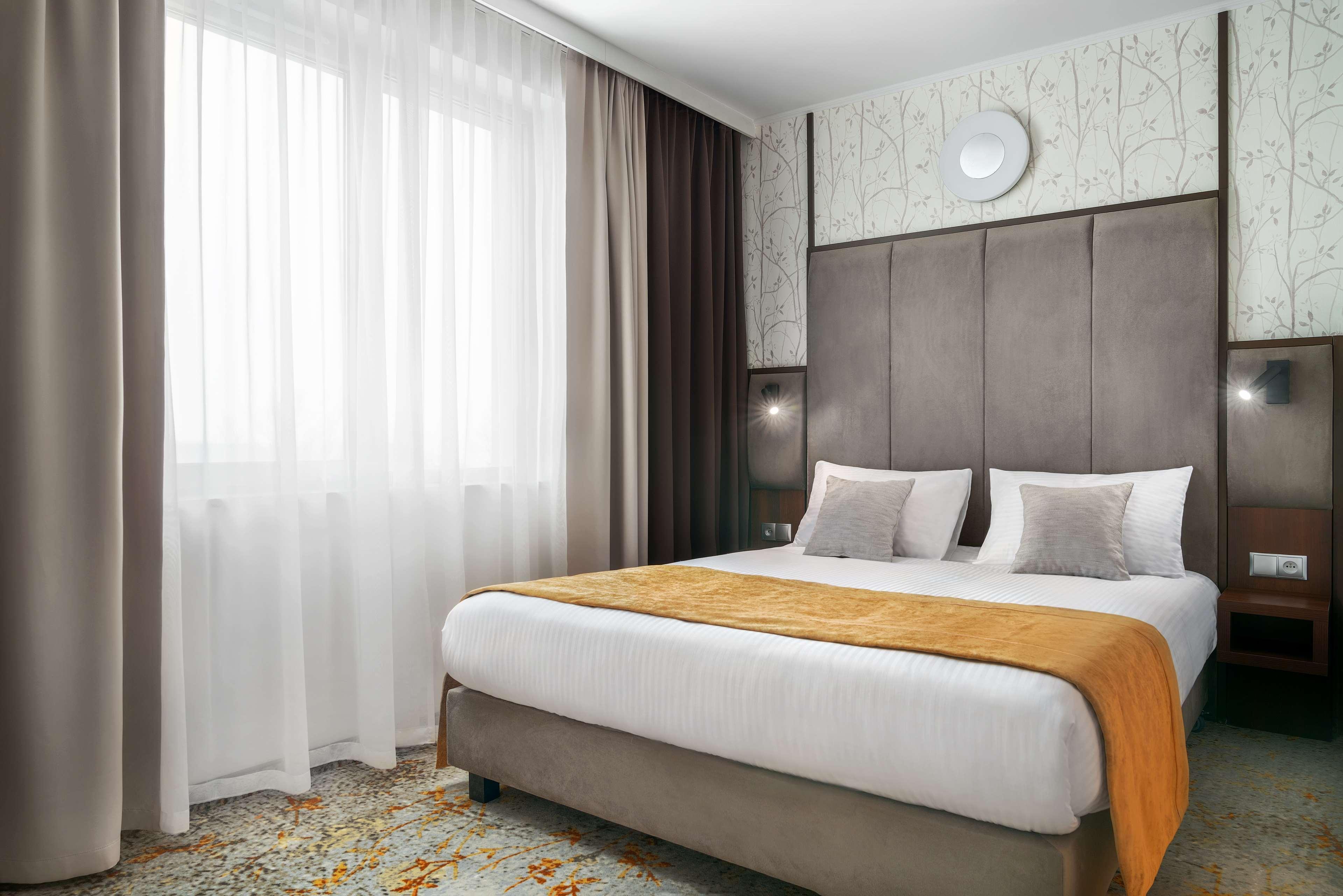 Metropolo By Golden Tulip Krakow Hotel Екстериор снимка